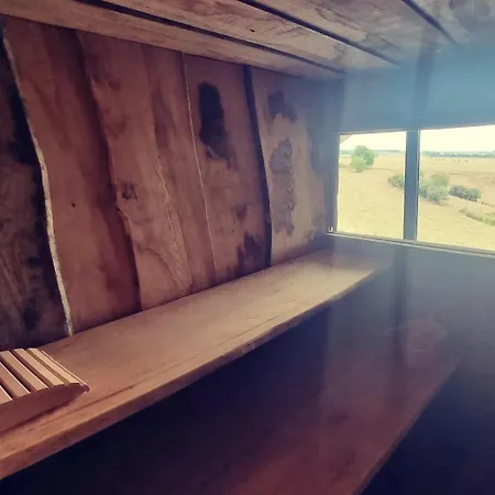 Villa La 77 & Hindi *