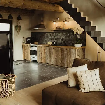 Villa La 77 & Hindi *