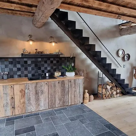 Villa La 77 & Hindi *