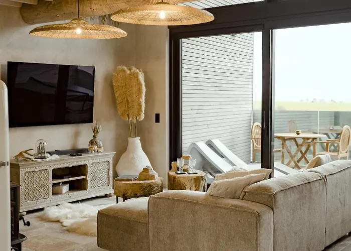 Villa La 77 & Hindi *